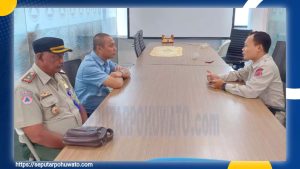 Perkuat Kesiapsiagaan Bencana, BPBD Pohuwato Terima Perahu Evakuasi dari BNPB