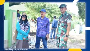 Bupati Saipul Mbuinga Turun Langsung Bersihkan Lumpur Pasca Banjir di MTs 1 Pohuwato