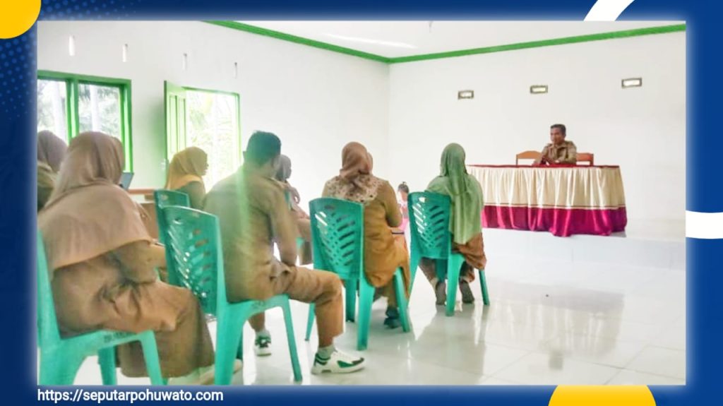 Aparat Desa Bulangita Dievaluasi, Kades Fendi Diange Pastikan Transparansi Penggunaan Dana 2024