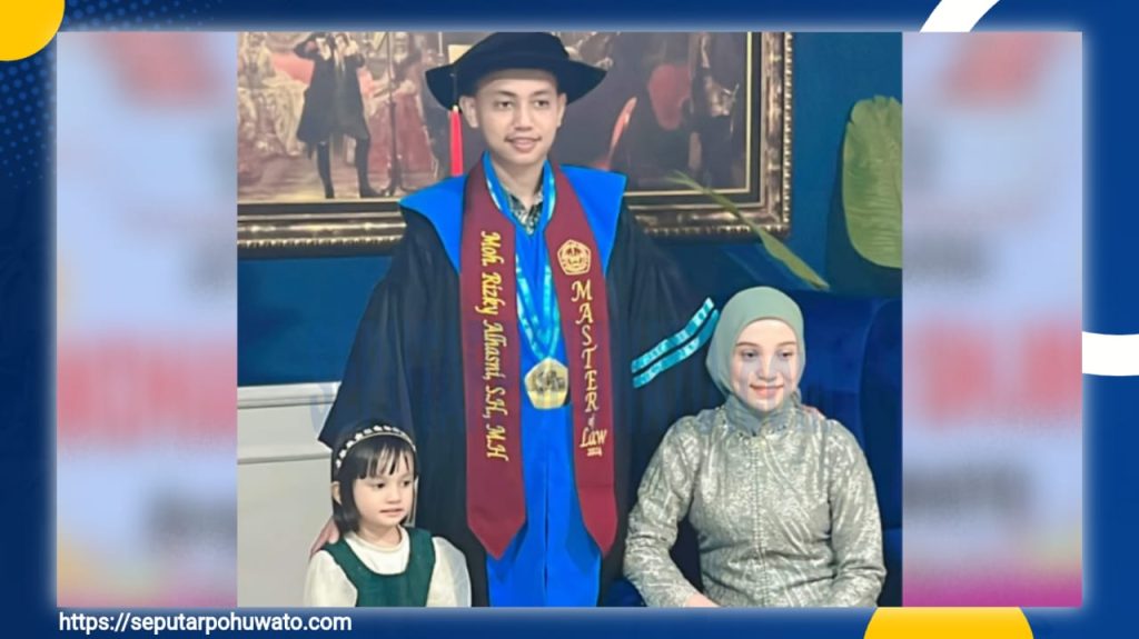 Lulus dengan IPK 3,79, Anggota DPRD Pohuwato Ini Raih Predikat Cumlaude di Universitas Ichsan Gorontalo