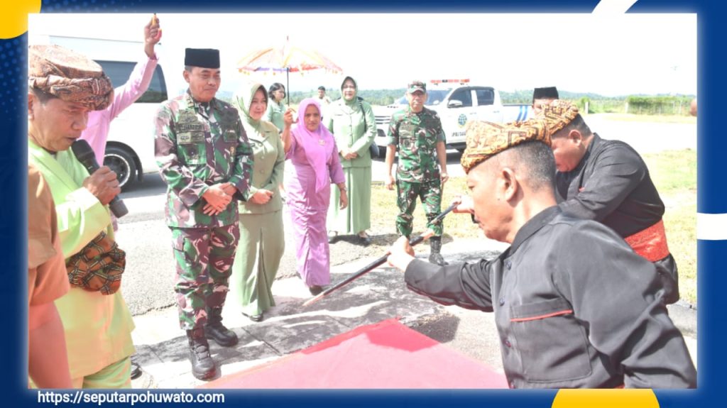 Disambut Adat Mopotilolo, Pangdam XIII/Merdeka Lakukan Kunjungan Perdana ke Gorontalo
