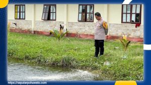 Dukung Ketahanan Pangan, Polres Pohuwato Tanam Tumpang Sari dan Tebar Ikan Lele