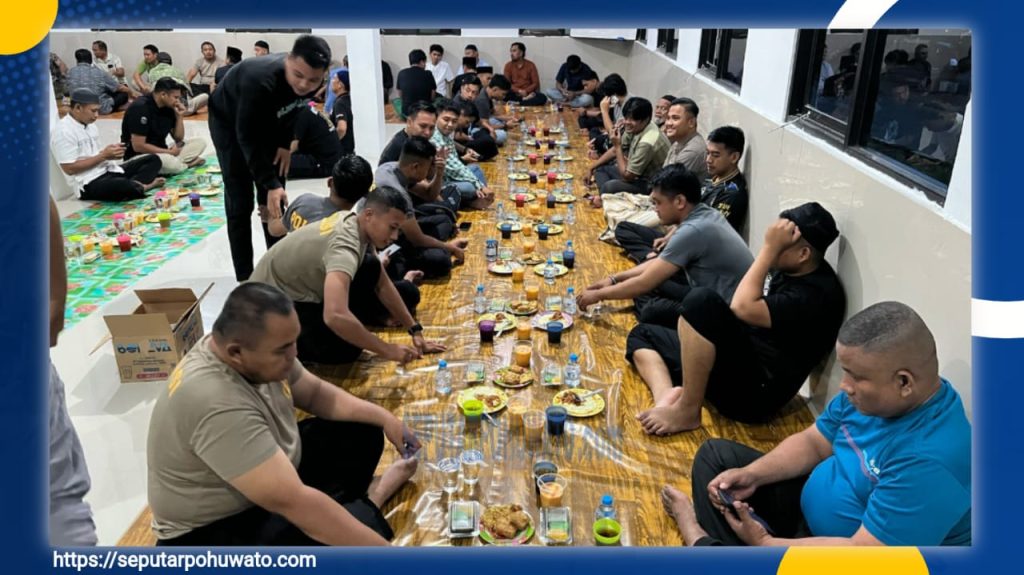 Setiap Hari di Bulan Ramadhan, Polres Pohuwato Sediakan Takjil dan Makan Gratis