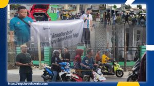 Tak Hanya Menambang, Penambang Rakyat Pohuwato Gencar Lakukan Aksi Sosial Bagikan 300 Takjil Ramadhan