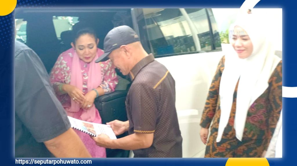 Bawa Aspirasi Petani Pohuwato ke Senayan, Bupati Saipul Mbuinga Temui Titiek Suharto
