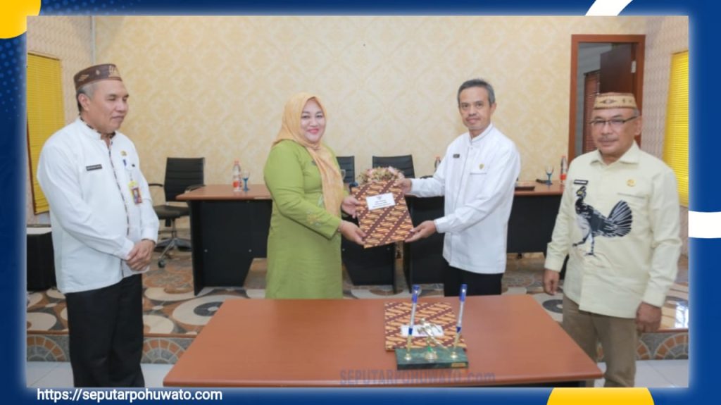 Gantikan Syaiful Hunta, Fitriani Lasantu Jabat Plt Kadis Pendidikan dan Kebudayaan Pohuwato Tiga Bulan ke Depan