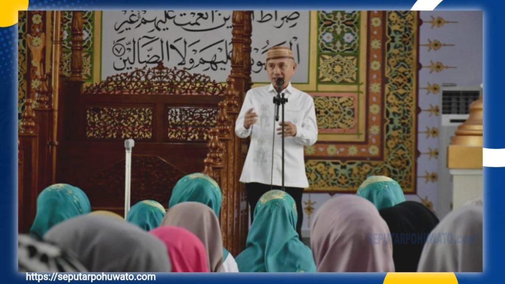 Tangis Haru Iringi Keberangkatan 61 JCH Pohuwato Menuju Tanah Suci, Bupati Saipul Minta Jaga Kekompakan dan Kesehatan