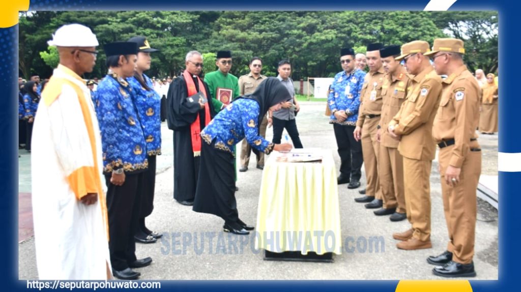 Bupati Pohuwato Serahkan SK kepada 637 PPPK dan CPNS, Tegaskan Pentingnya Integritas dan Dedikasi