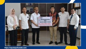 Dukung Program Sosial, Bank SulutGo Cabang Marisa Serahkan CSR ke Pemkab Pohuwato