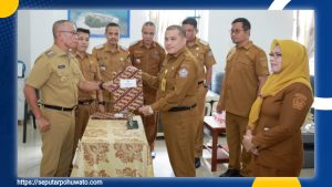 Dua Pejabat Baru di Pohuwato Disertijabkan, Ini Pesan Wakil Bupati Iwan Adam