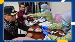 Tak Hanya Warga, Wabup Iwan Adam dan Sekda Iskandar Datau Juga Periksa Kesehatan Gratis