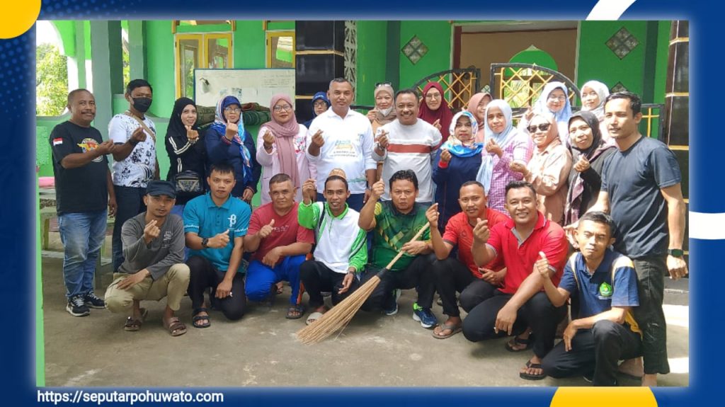 Program Ekoteologi di Pohuwato, Kemenag Fokus Bersih-Bersih Masjid, Tanam Pohon Hingga Wakaf Al-Qur’an