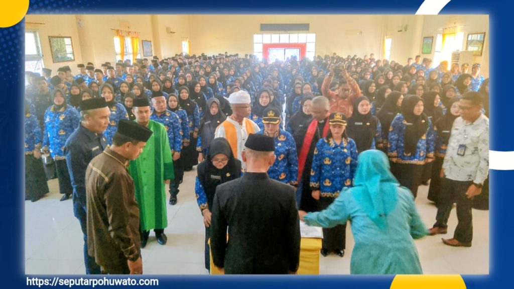 Baru Diangkat Sumpah, 412 PPPK Pohuwato Langsung Dapat Pesan Tegas dari Wabup Iwan Adam