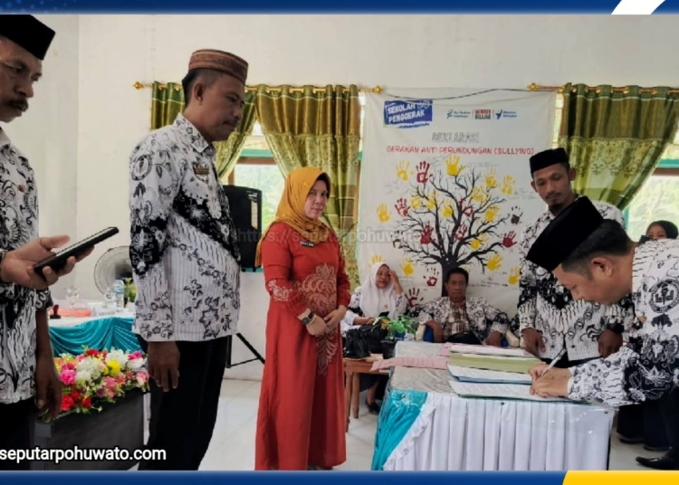 Konferensi Cabang (Konfercab) V PGRI Wonggarasi yang digelar di Aula SMP Negeri 2 Wanggarasi, belum lama ini (Foto: Coleng)