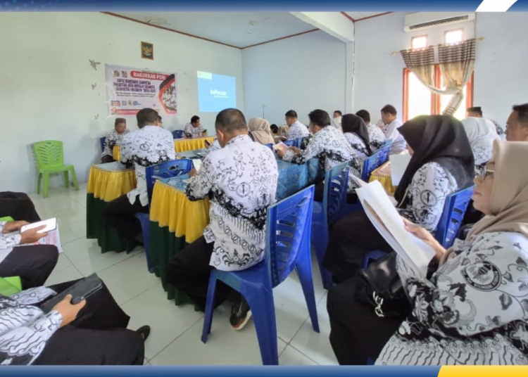Suasana Rapat Koordinasi Kabupaten (Rakorkab) di Gedung Guru Pohuwato, Jalan Kusno Danupoyo, Desa Palopo, Kecamatan Marisa, Rabu (12/11/2025). (Foto: PGRI Pohuwato)