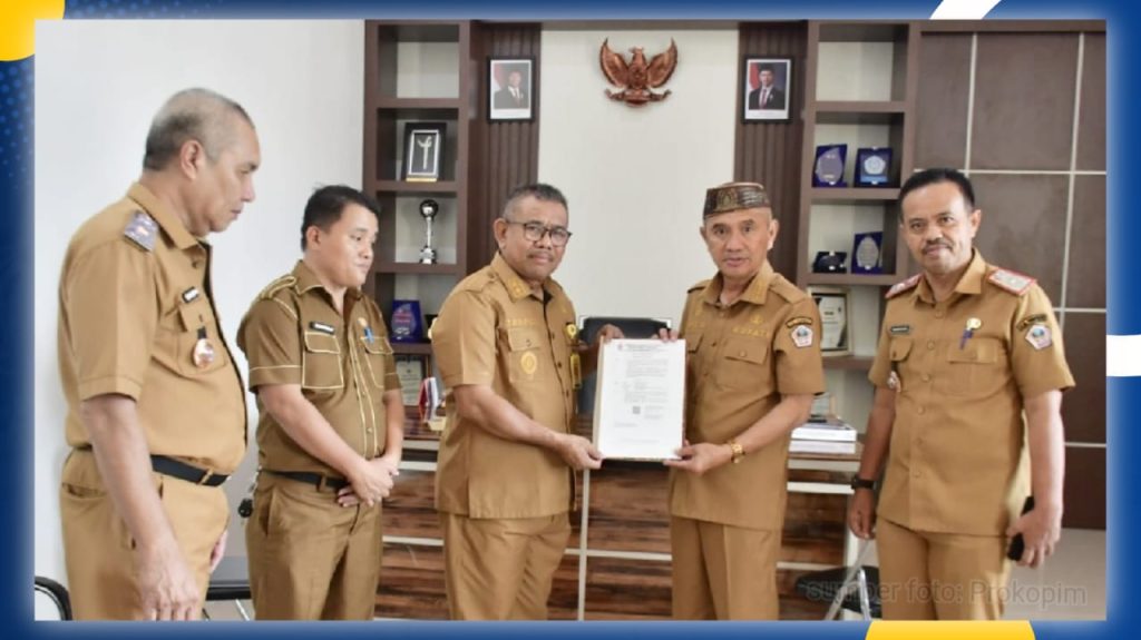Kursi Kadis Sosial Berubah, Ini Momen Bupati Saipul Lantik Zulkifli Umar Jadi Plt