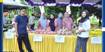 Gerakan Pangan Murah oleh Dinas Pangan Pohuwato, di Bundaran Panua Pohuwato, Minggu (14/12/2025)