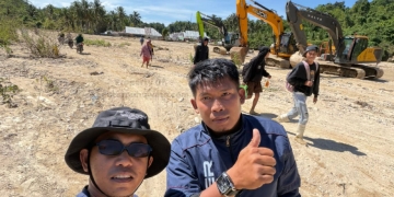 YR Team terus menggenjot pengerukan sungai Desa Hulawa pasca banjir melanda wilayah tersebut