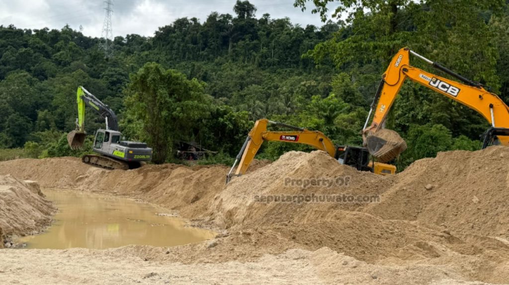 Masuki Hari Ke-3, YR Team Tancap Gas Normalisasi Sungai Hulawa, 5 Alat Berat Dikerahkan