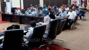 Saat Petani Terpuruk Akibat Lumpur Tambang, Yosar Ruiba Jadi Satu-satunya Penambang yang Berani Membela