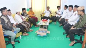 Mantan Camat Paguat Kisman Mooduto Terpilih Jadi Ketua Lembaga Adat Pohuwato