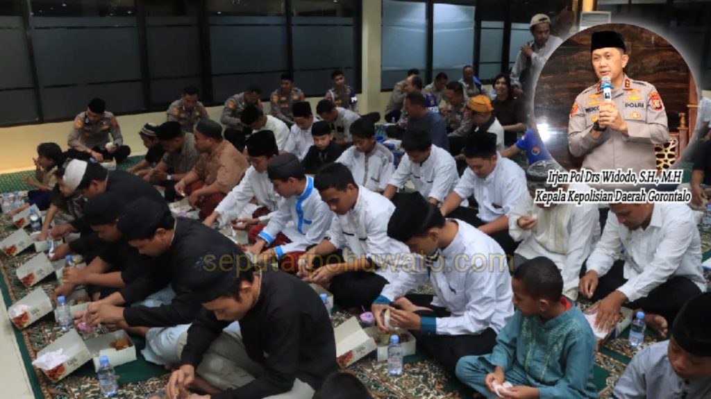 Ramadan Penuh Berkah, Kapolda Gorontalo Santuni Anak Yatim Saat Buka Puasa Bersama