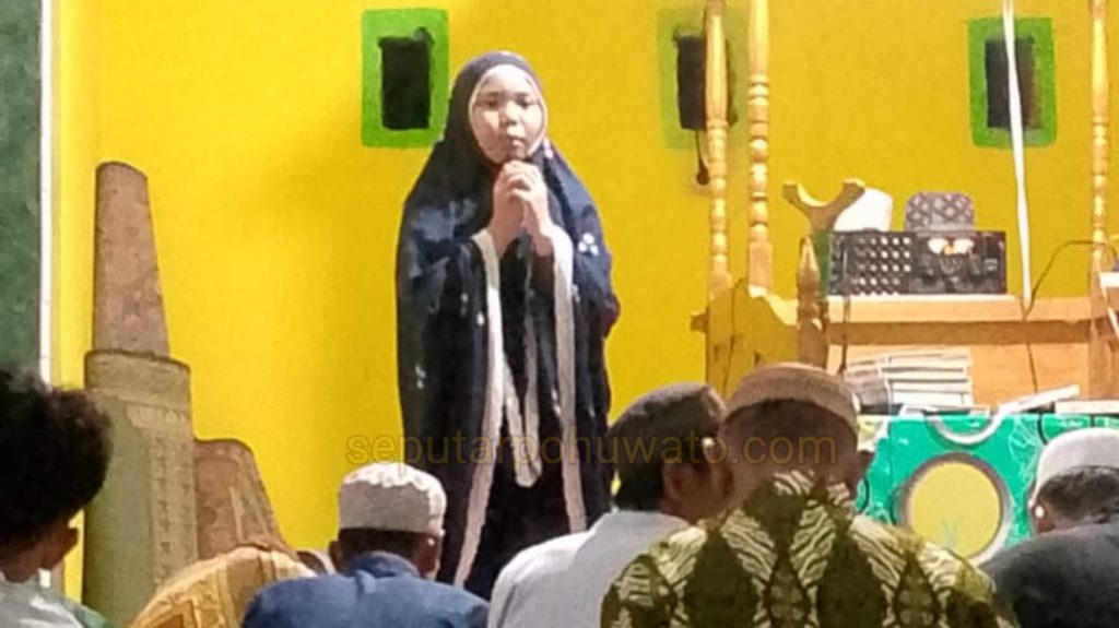 Tak Sekadar Belajar di Kelas, Siswa SMPN 1 Lemito Isi Kultum Tarawih di 5 Desa