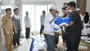 Bupati Pohuwato Lepas Jenazah Kompol (Purn) Effendi Mointi, Suami Direktur RSUD Bumi Panua Dimakamkan di Telaga Biru