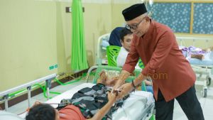 Sentuh Hati, Wabup Pohuwato Beri Semangat Pasien Jelang Lebaran