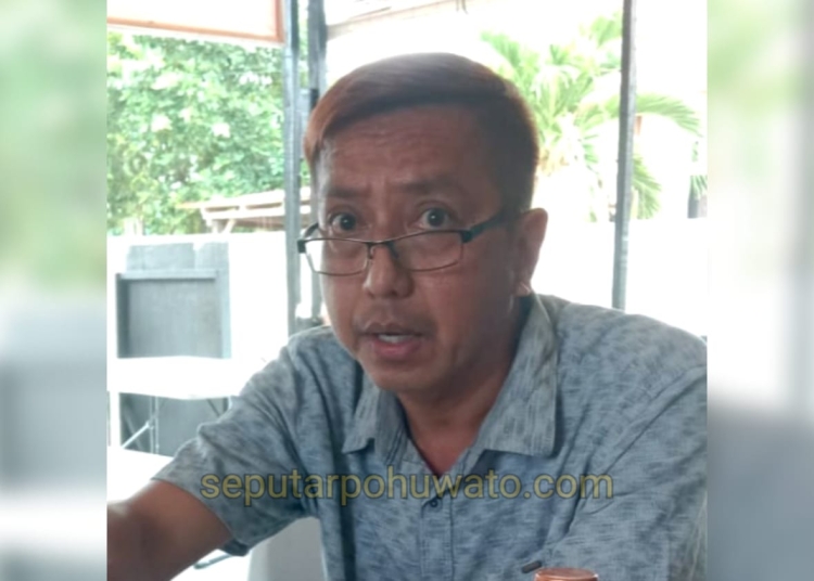 Tokoh masyarakat Pohuwato sekaligus Advokat senior, Yusuf Mbuinga, S.H (Foto: Kris)