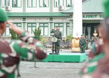 Kepala Staf Korem (Kasrem) 133/NW Kolonel Inf Parsaoran Sirait, ketika bertindak sebagai Inspektur Upacara Bendera 17-an Bulan Mei 2026, Senin (18/06/2026).