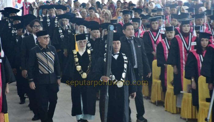251 Wisudawan UNIPO Resmi Dikukuhkan, Ketua Yayasan Apresiasi Kinerja Dosen dan Tenaga Kependidikan