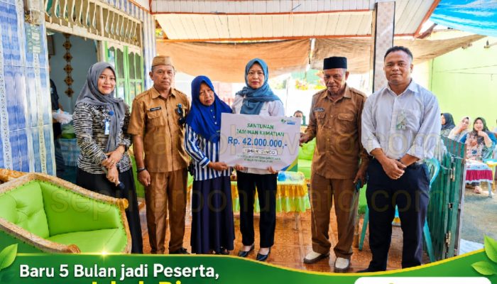 Baru 5 Bulan Jadi Peserta, Keluarga Ishak Dingo Terima Santunan JKM BPJS Ketenagakerjaan