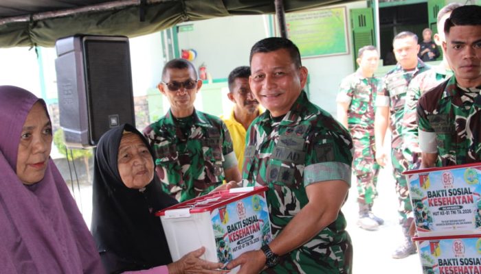 HUT ke-81 TNI, Korem 133/Nani Wartabone Gelar Baksos Kesehatan Gratis untuk Warga Gorontalo